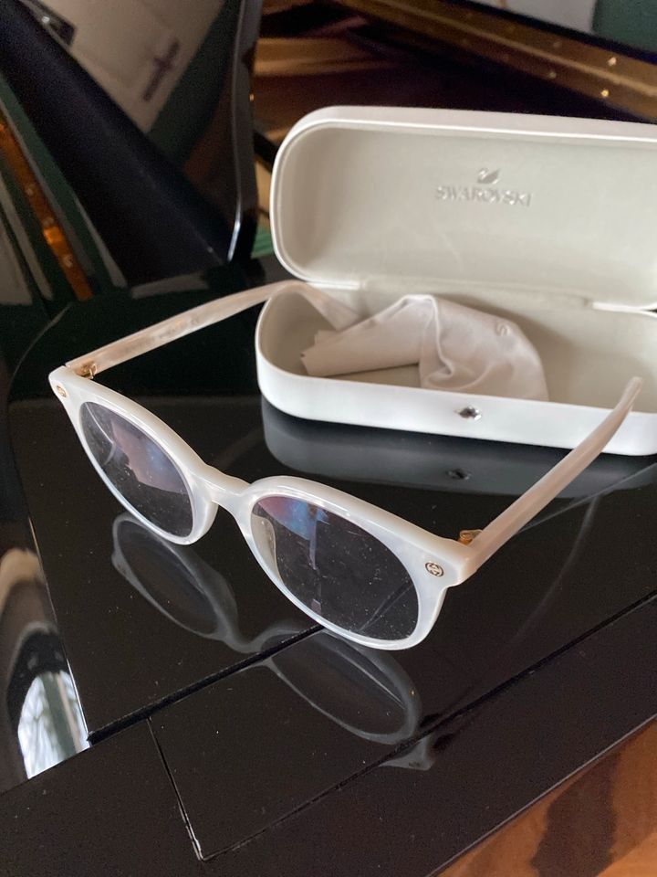 Gucci Brille mit swarovski case in Schemmerhofen