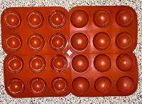 Silikonform Halbkugel Schokolade 4 Matten für 12 Kugeln ~5 cm Nordrhein-Westfalen - Hörstel Vorschau