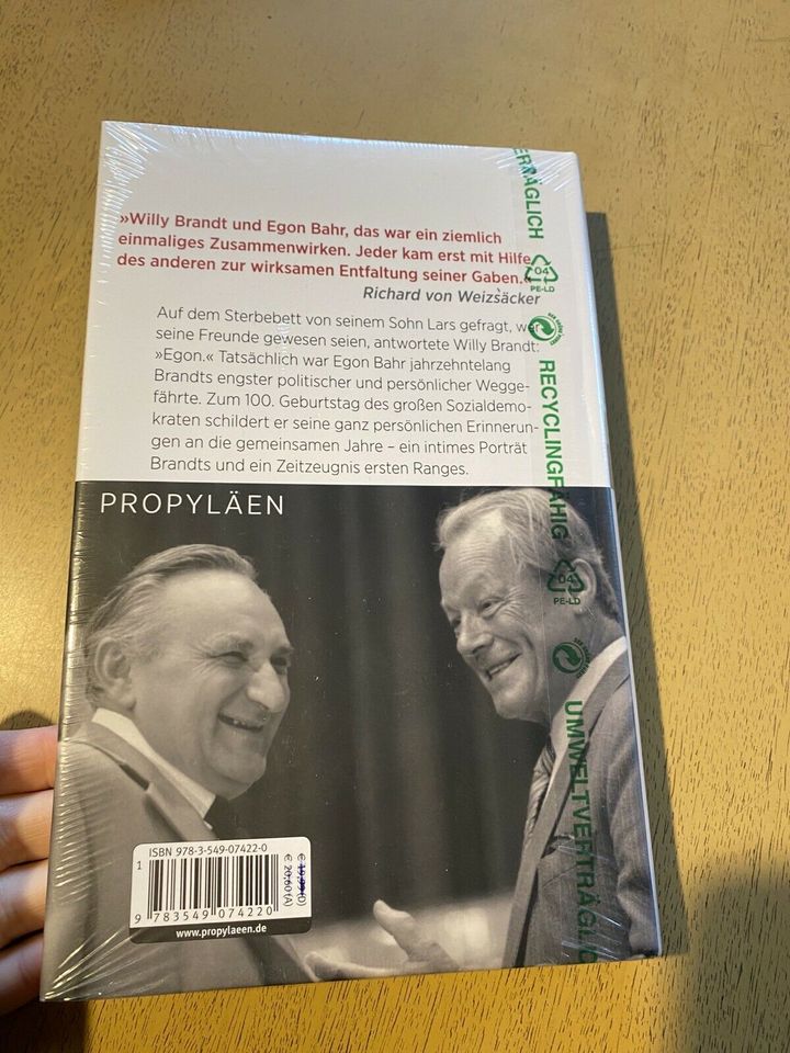 Buch Erinnerungen an Willy Brandt - neu ovp in Hofkirchen