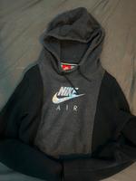 Nike Pullover bauchfrei Köln - Porz Vorschau