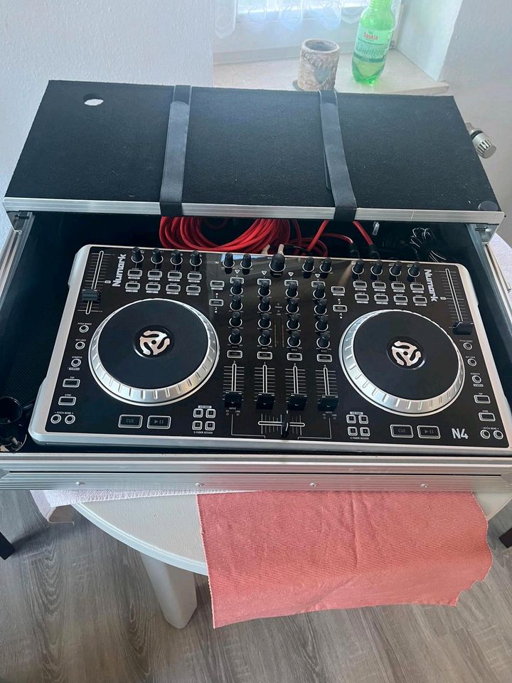 DJ PA Anlage HK Audio und Lichtanlage in Eckernförde