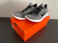 NIKE Free RN Flyknit Gr 37,5 Sneaker Schuhe White Black Dresden - Cotta Vorschau