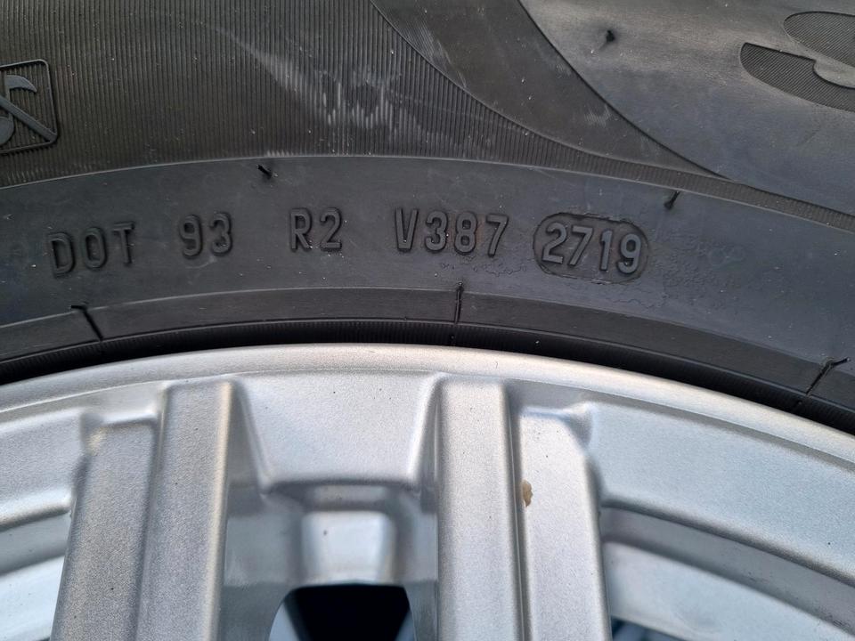 #526# 4 Winterräder Pirelli 235/65 R17 104H M+S Audi Q5 SQ5 in Halle