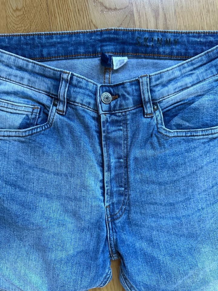 Jeans Herren Gr. 32 verschiedene Marken Jeans H&M & mehr in Kassel