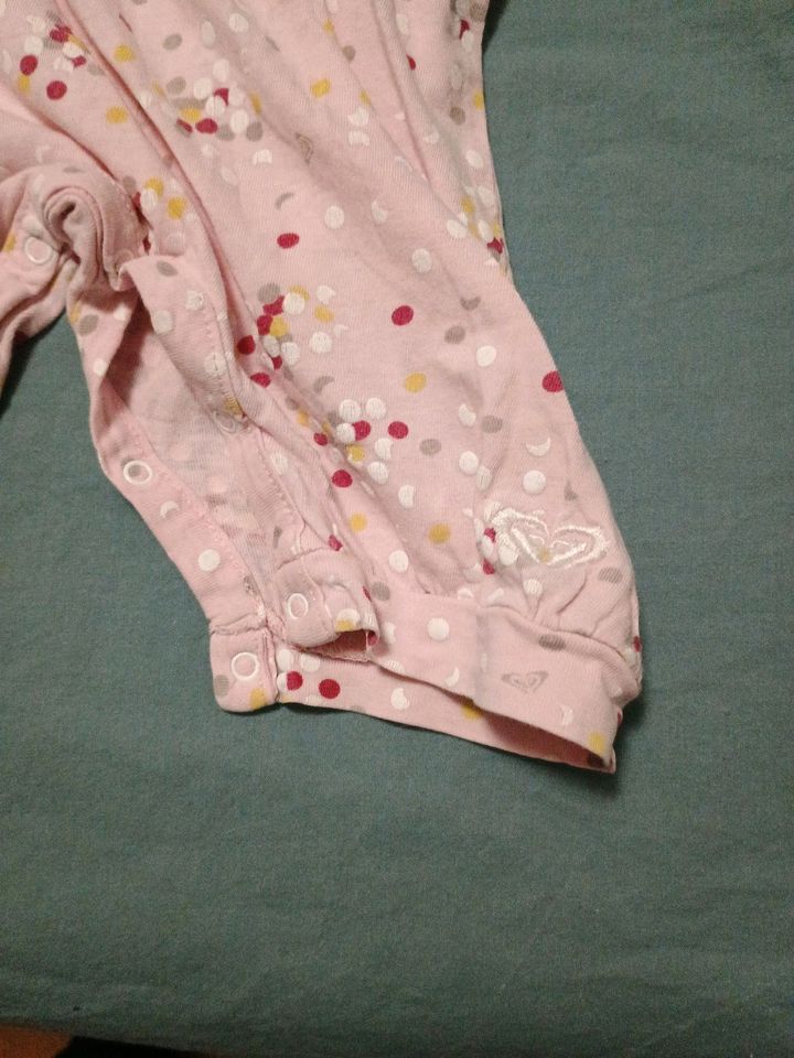 Jumpsuit Roxy Baby Mädchen Gr. 74 / 9 Monate in Magdeburg