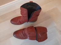 Rieker Stiefeletten Damen Gr. 41, sehr guter Zustand, rot Niedersachsen - Lohne (Oldenburg) Vorschau