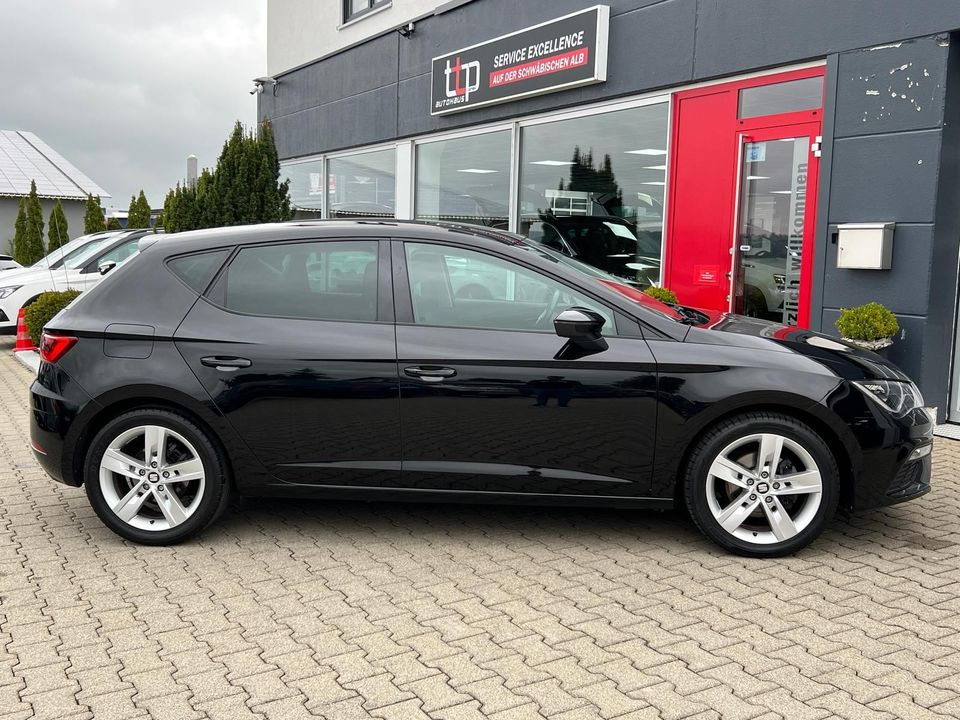 Seat Leon 1.5 TSI FR Teilleder LED PDC hinten in Heroldstatt