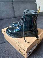 Dr Martens Air Wair Gr.30 in OVP Schwarz metallic Sachsen - Annaberg-Buchholz Vorschau