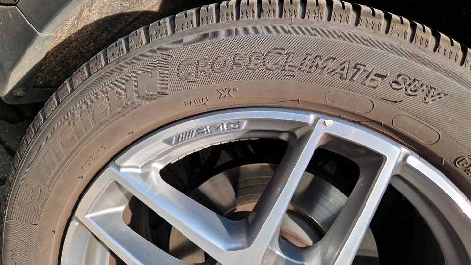 GLC x253 AMG 19 Zoll Felgen Michelin Allwetter Reifen 235 55 19 in Dinslaken