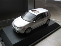 VW Golf V 5 Silber/Grau Met. Schuco 1:43 OVP DealerboxModellauto Dresden - Schönfeld-Weißig Vorschau