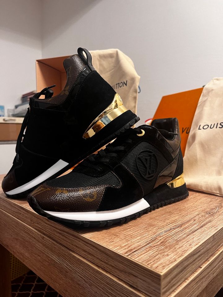 Louis Vuitton Sneaker in Ravensburg