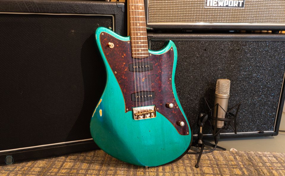 Atkin Guitars Mindhorn Standard Metallic Green - Offset in Bad Homburg