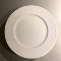 9 Stück Villeroy & Boch Speisenteller FIORI WEISS Fine Bone China Kreis Pinneberg - Rellingen Vorschau