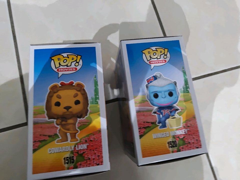 Funko pop Oz,Cowardly Lion 1515,Winged Monkey 1520 chase in Osthofen