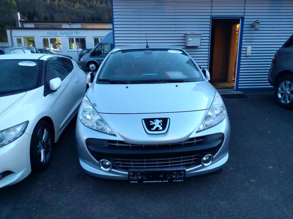 Peugeot 207 CC Cabrio Sport /AUTOMATIK /LEDER /NAVI /AHK / NOTRUF in Kaiserslautern