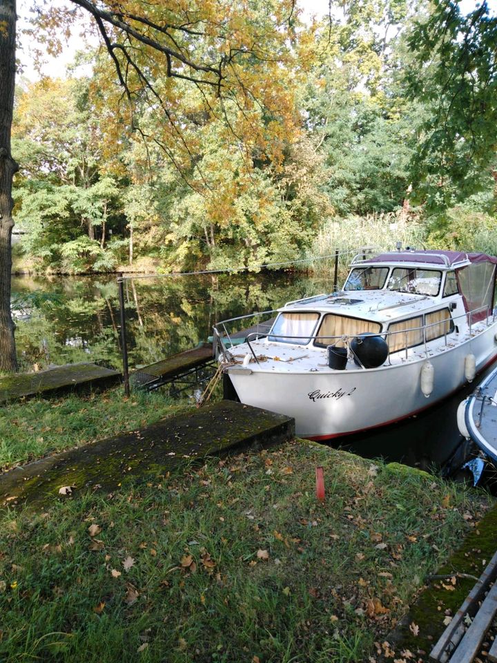 Kajütboot Polaris in Genthin