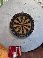 Dartscheibe mit Zubehör - Perfekt für Darts-Enthusiasten Nürnberg (Mittelfr) - Gebersdorf Vorschau