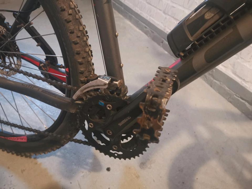 Cube Aim Disc Mountainbike 26 Zoll Schwarz Rot Herren Fahrrad in Hamburg