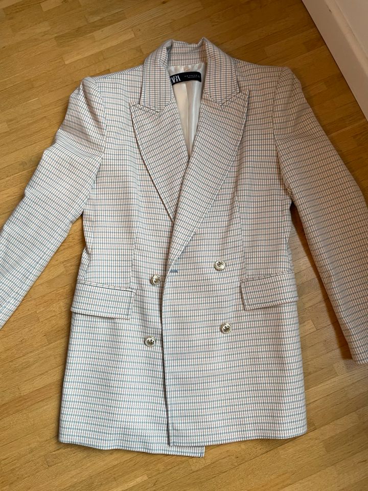 Blazer von Zara in Düsseldorf