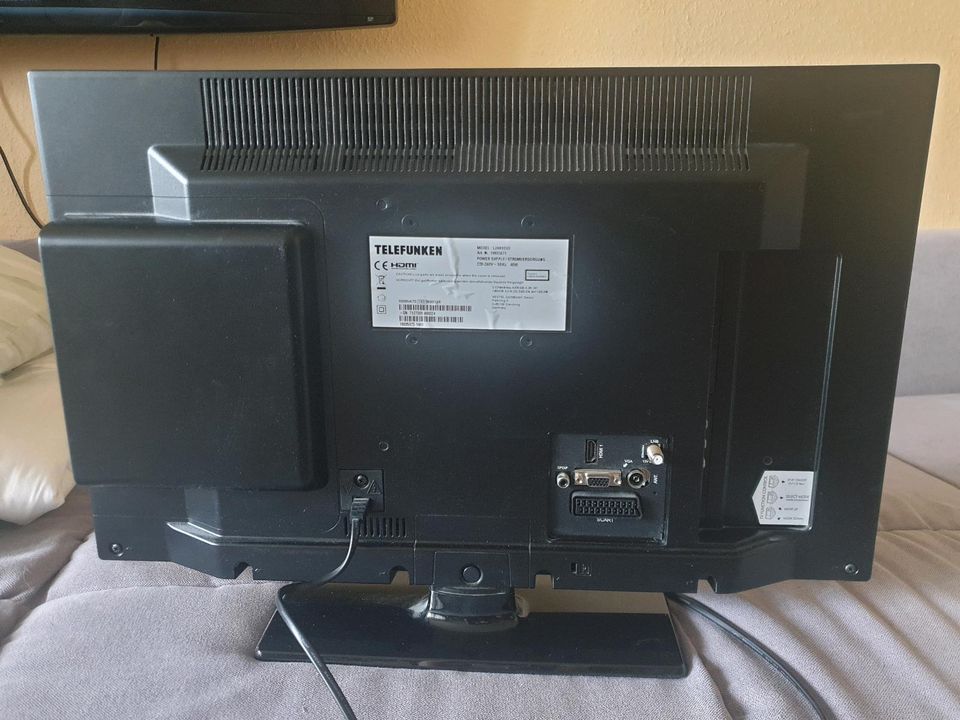 Fernseher mit integriertem DVD-Player in Nürnberg (Mittelfr)