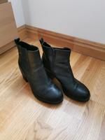 Vagabond Stiefelette Halbstiefel Leder schwarz 39 Sachsen - Schkeuditz Vorschau
