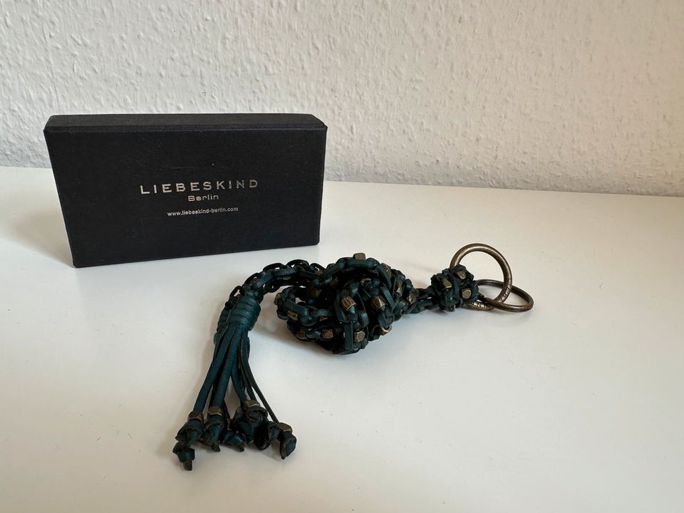 Liebeskind Berlin Schlüsselanhänger dunkelgrün Leder Key Ring in Berlin