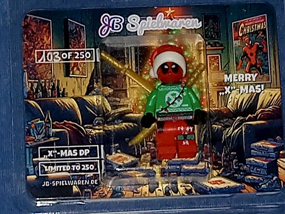 auf 250 St. limitierte X-MAS Deadpool Minifigur von JB Spielwaren in Isselburg