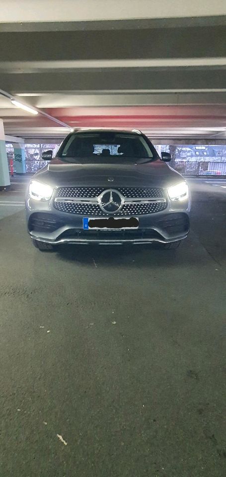 Mercedes Benz  GLC 300e  4MATIC/ Hybrid + Benzin in Regensburg