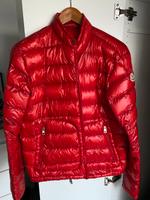 Rote Moncler - ACORUS VERSTAUBARE KURZE DAUNENJACKE - Größe 3 - M Baden-Württemberg - Ulm Vorschau