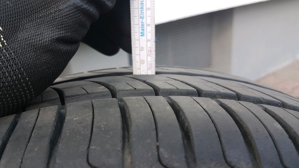 Mercedes Sommerreifen Pirelli Cinturato 195/50 R 16 Alufelgen in Bad Vilbel