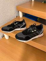 Adidas Damen Sneaker Größe 40 Nordrhein-Westfalen - Moers Vorschau