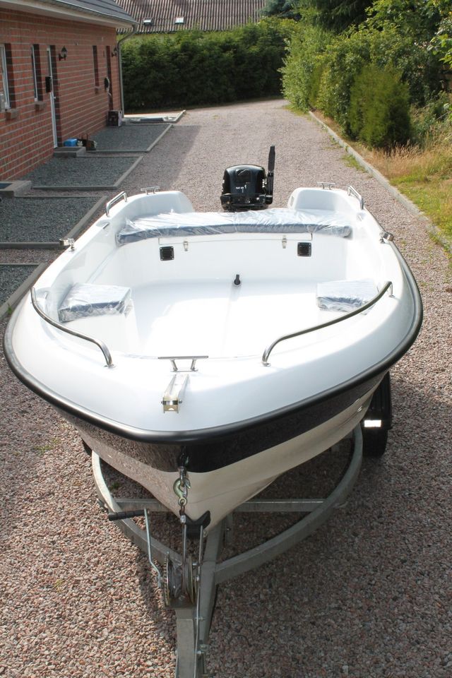 NEU OMEGA - 450 Motorboot Freizeitboot Angelboot Sportboot in Bremen