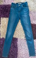 Levi’s Jeans Hose 720 Super Skinny Größe W25 L30 Levis Bayern - Adelsried Vorschau