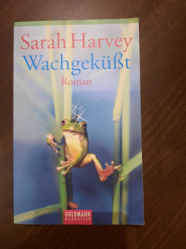 Wachgeküßt Taschenbuch – von Sarah Harvey in Bietigheim-Bissingen