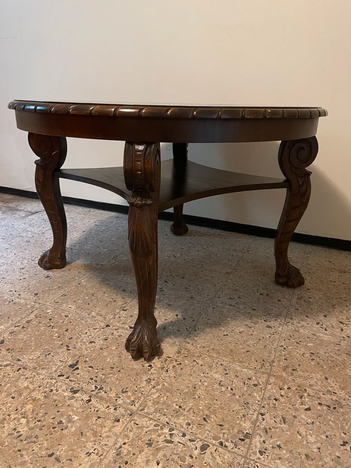 Tisch alt 60er Jahre Stilmöbel in Eschwege