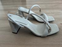Bershka Sandalen mit Polsterung Rheinland-Pfalz - Frankenthal (Pfalz) Vorschau