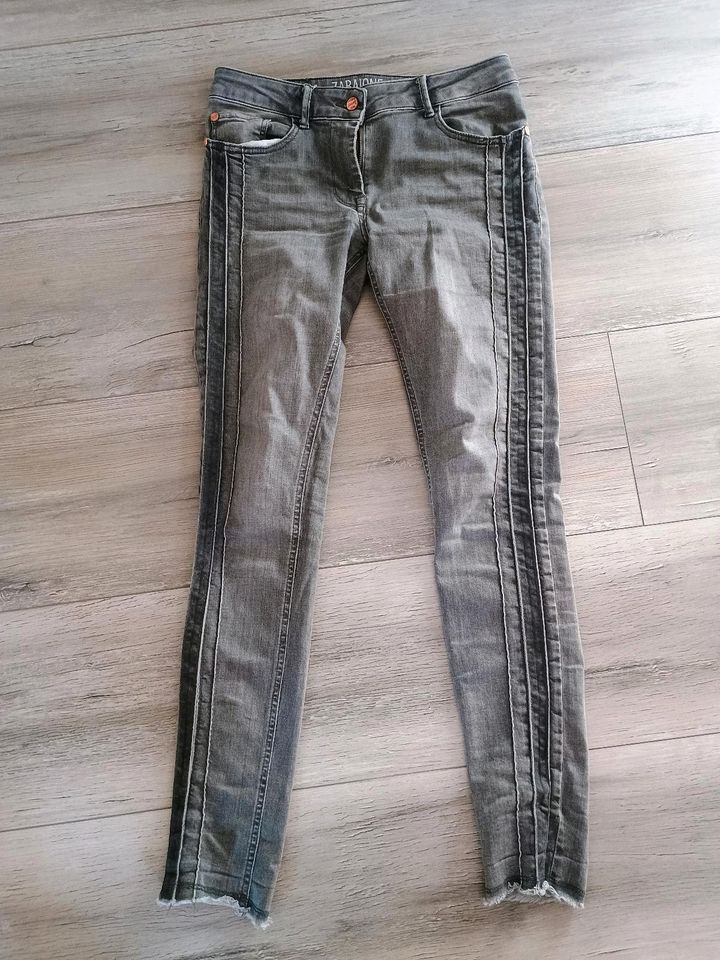 Damen Jeans grau Zabaione S 36 neuwertig in Neumünster