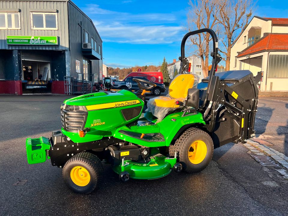 John Deere Rasentraktor X950 R Professionell mit StvZo. NEU in Lindau