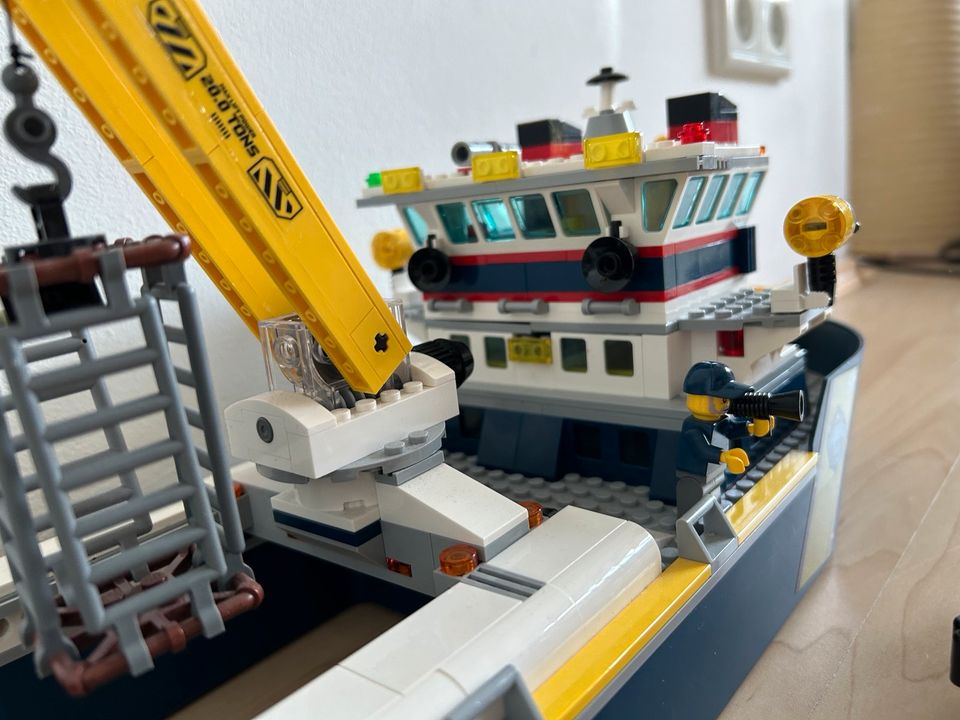 Lego City Meeresforschungsschiff - 60266 mit Originalkarton in Hamburg
