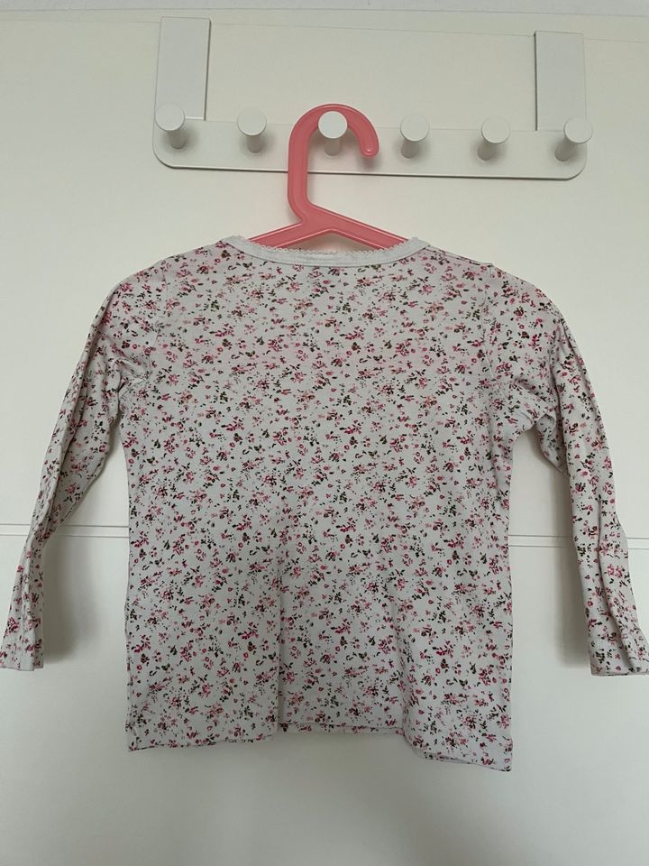 Shirt Blumen Petit Bateau Gr. 95cm in Leingarten