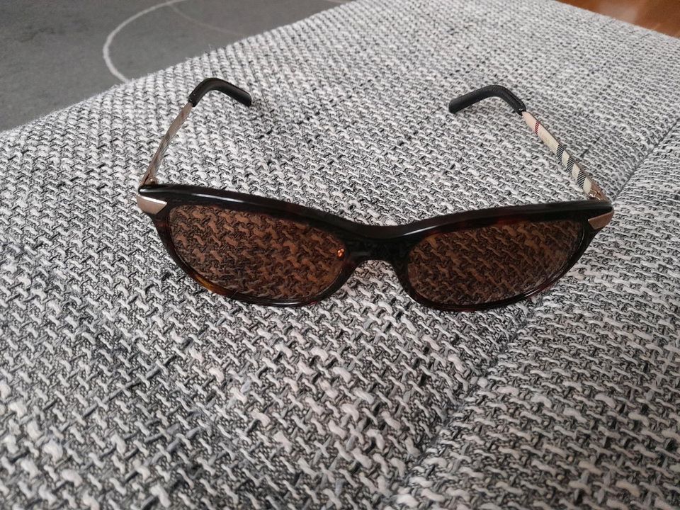 Burberry Sonnenbrille mit Dioptrie in Murnau am Staffelsee