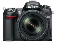 Nikon D7000 SLR-Digitalkamera  Kit inkl. AF-S DX 18-105 VR Hamburg-Nord - Hamburg Eppendorf Vorschau