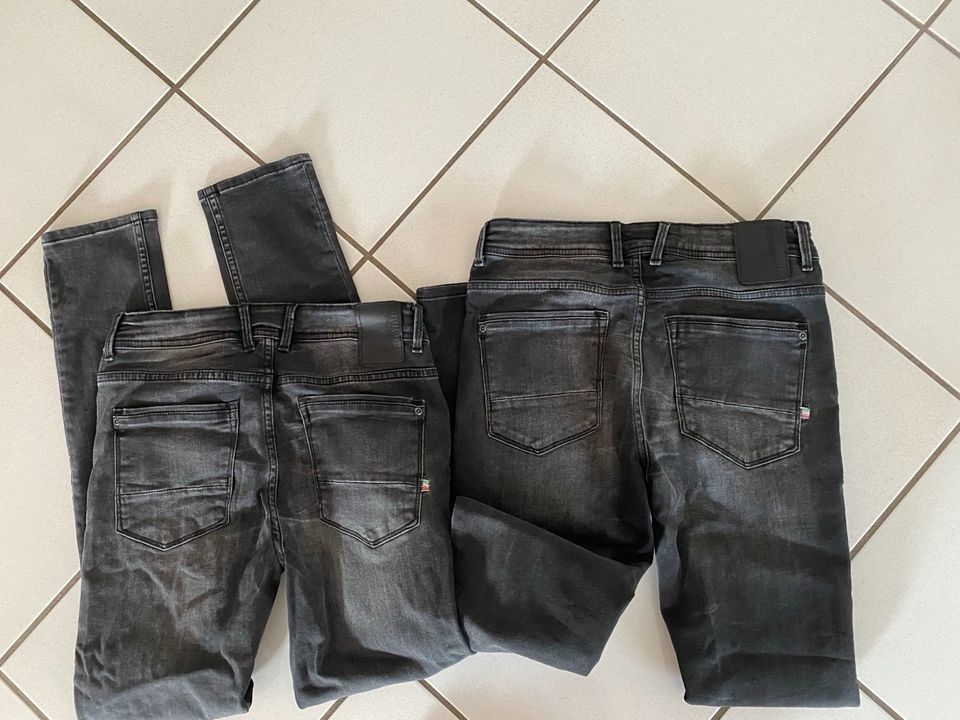 2 Jungen Skinny Jeans  von Vingino Gr.170 „ Top Zustand „ in Riegelsberg