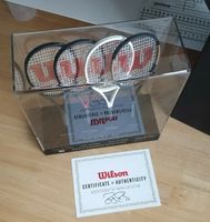 Roger Federer Miniaturschläger mit original Unterschrift Nordrhein-Westfalen - Beverungen Vorschau