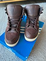 Adidas Boots Gr. 42 Centennial mid knt OVP braun Sneaker Sachsen - Hainichen Vorschau