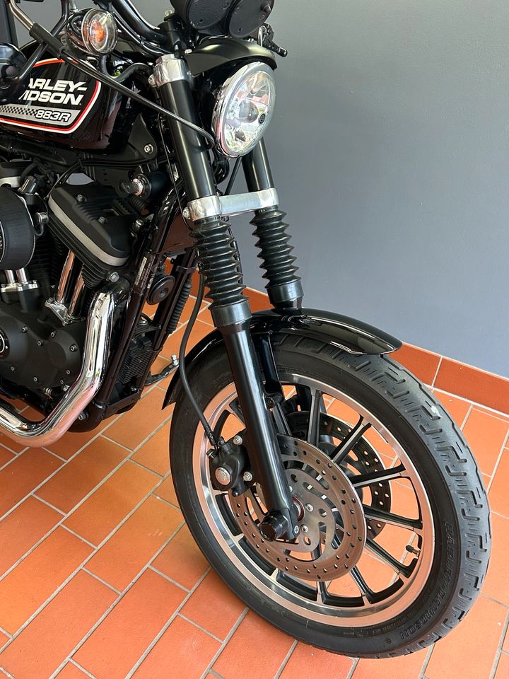 Harley Sportster 883 R in Bergkamen