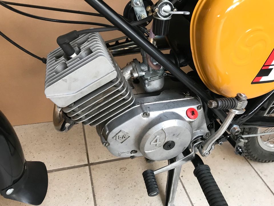 Simson S51 Enduro S51E 4 Gang Gelb 60km/h Papiere Versand M500 * in Calbe (Saale)