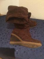 Braune Stiefel Hessen - Bad Emstal Vorschau