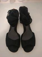 Fendi Sandalen Schuhe Mit Tüll Große 38.5 Stuttgart - Feuerbach Vorschau