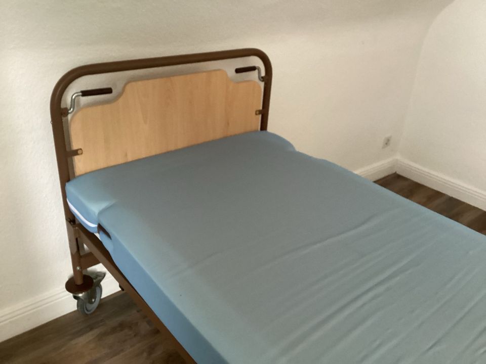Pflegebett, Krankenbett in Hamburg